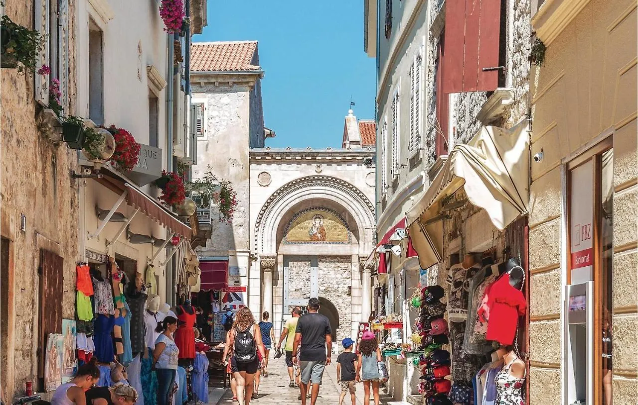 Amazing Apartment In Porec With Wifi