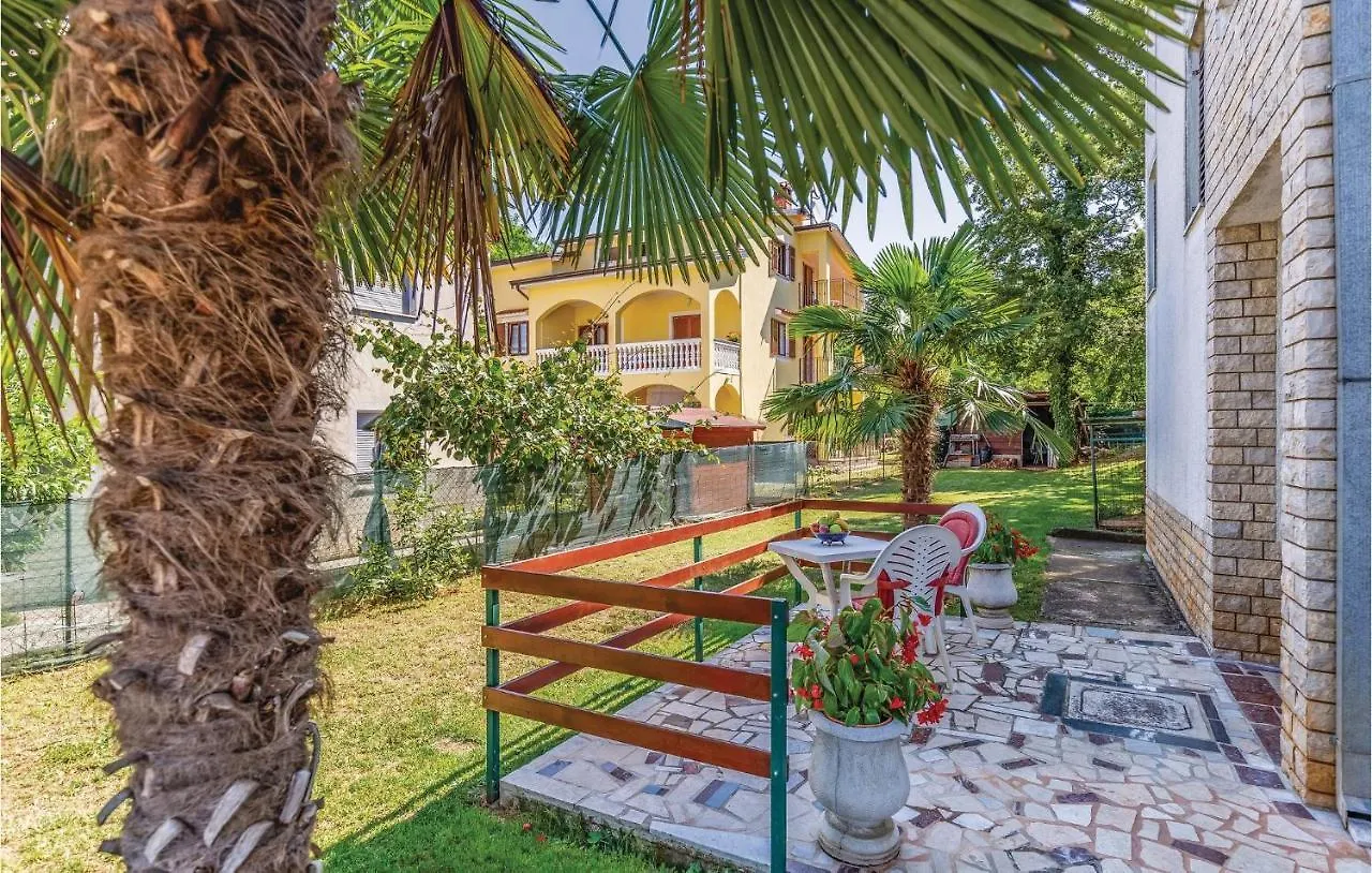 Amazing Apartment In Porec With Wifi